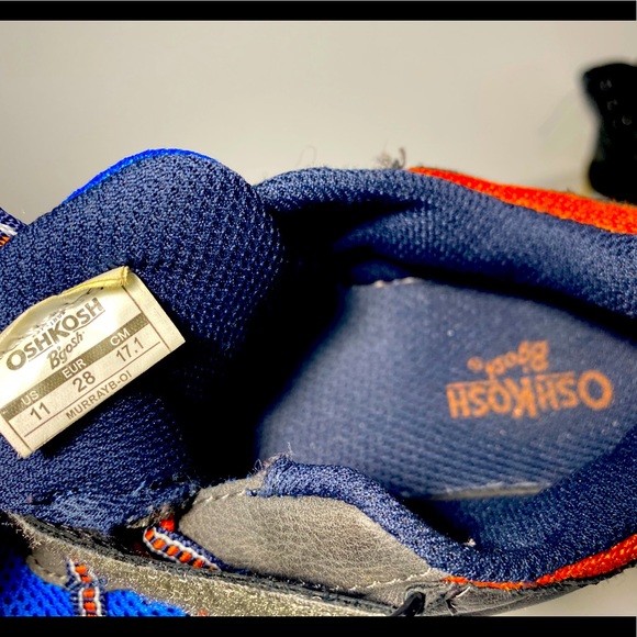 Oshkosh b’gosh Toddler boys sneaker - Picture 2 of 6
